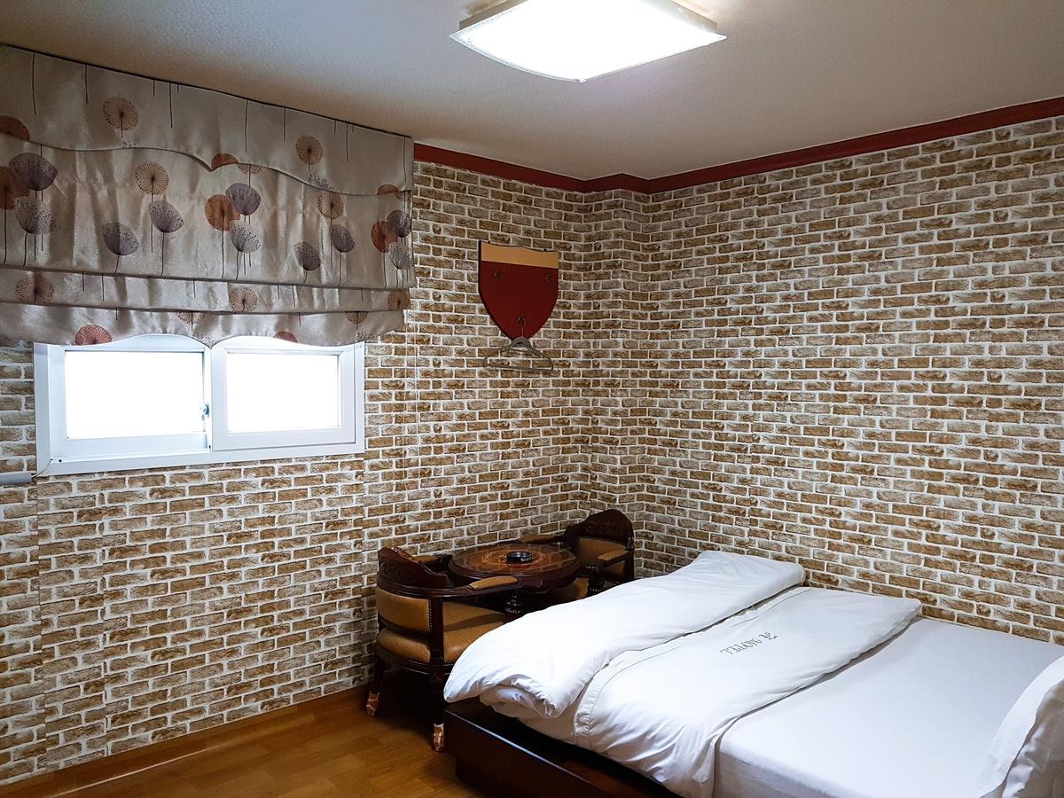 Gumi A Motel Luaran gambar