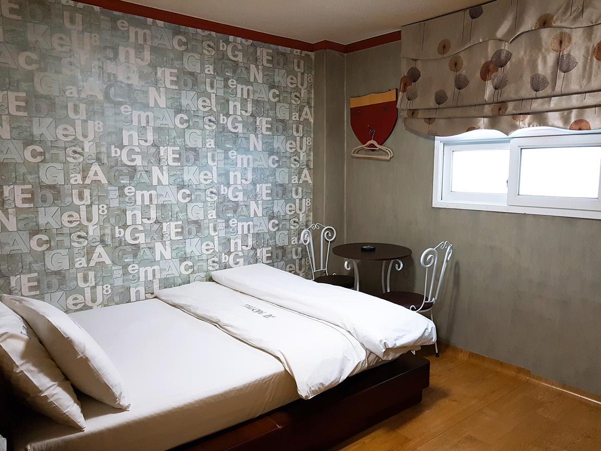 Gumi A Motel Luaran gambar