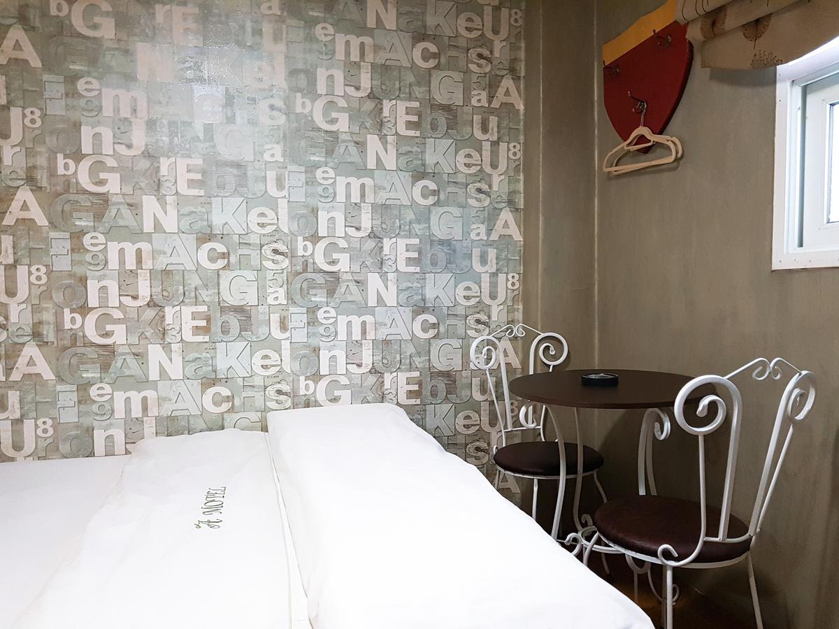 Gumi A Motel Luaran gambar
