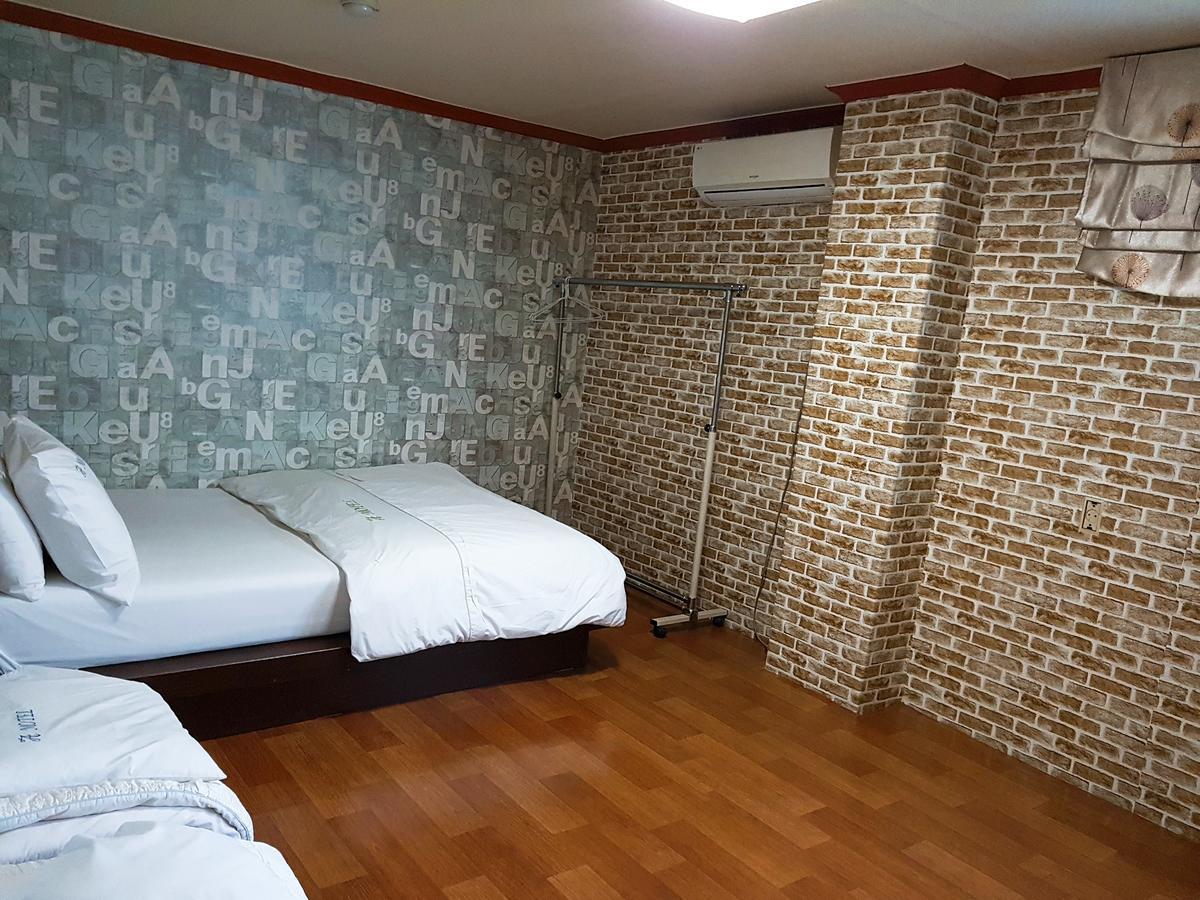 Gumi A Motel Luaran gambar